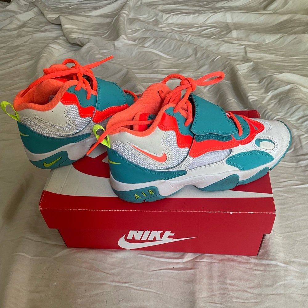 Nike Air Speed Turf